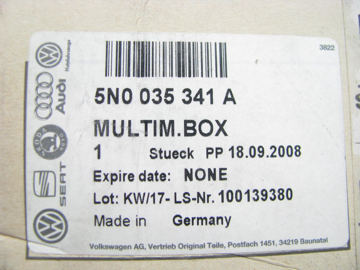 NEW GENUINE Ipod Multimedia Music Mdi USB Media OEM VW 5N0035341A