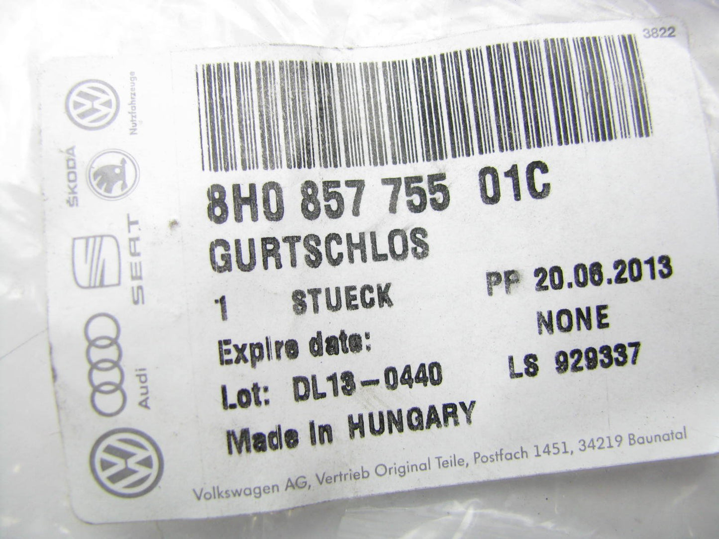 NEW GENUINE 8H085775501C Front Seat Belt Buckle (SATIN BLACK) 2007 Audi A4, S4