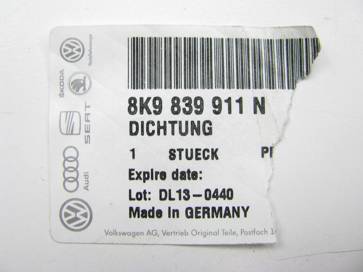 Rear Left Outer Door Weatherstrip Seal OEM 09-12 Audi A4 Quattro, 13-15 Allroad