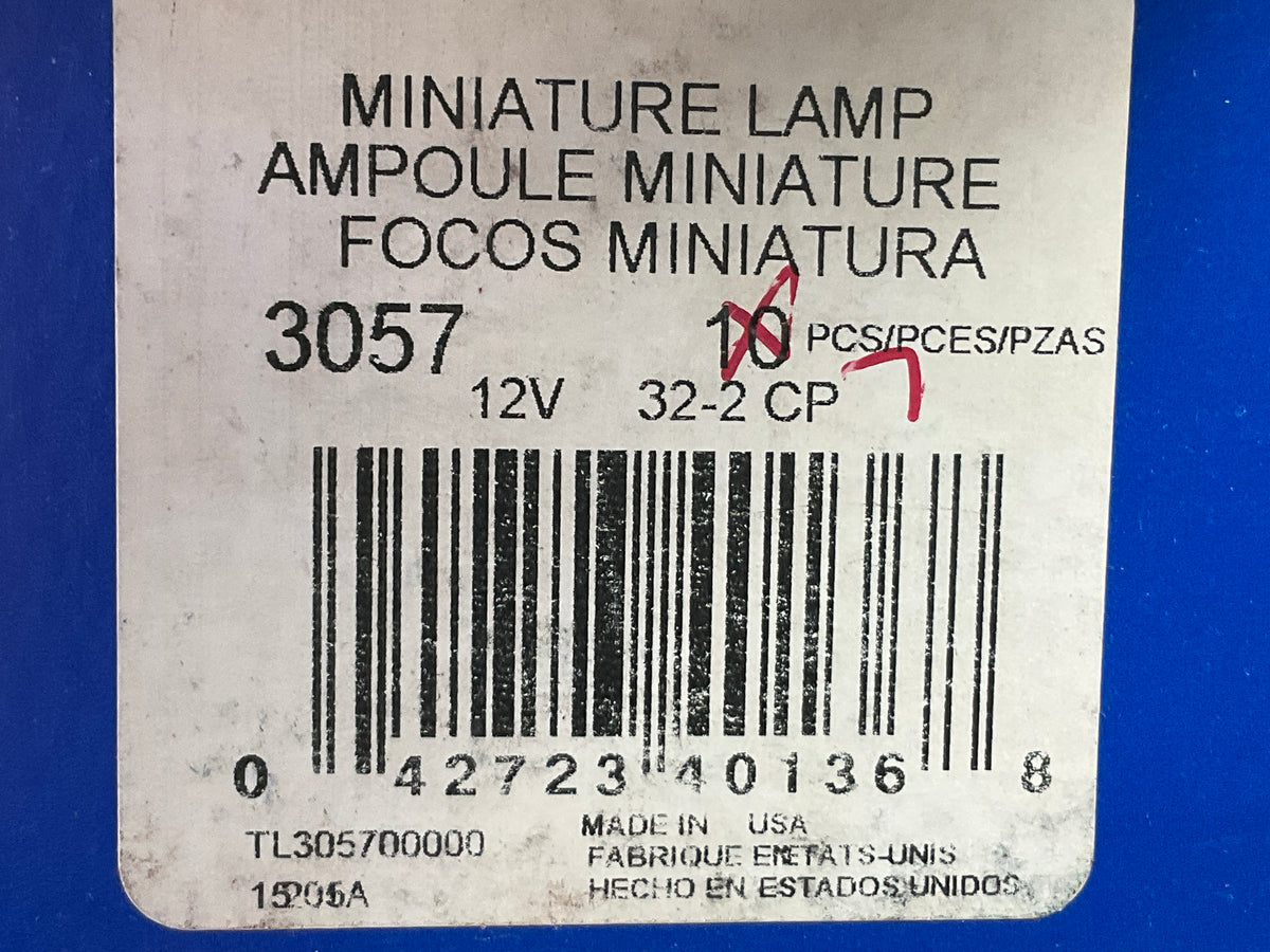 (7) Wagner 3057 Light Bulb 12 V - 32.2 CP