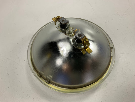 Wagner 4049S 13V 150W Sealed Beam Light Bulb Replacement Lamp