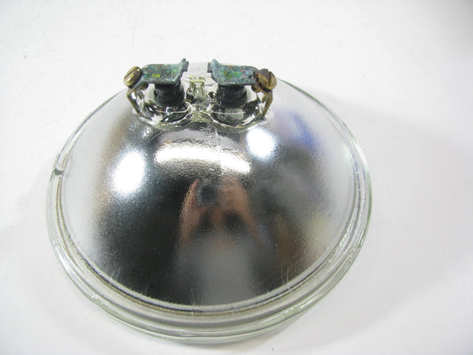 Wagner 4553 Sealed Beam Light Bulb - PAR46 28V 250W