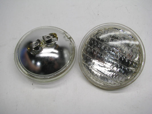 (2) Wagner 4589 Par 36 28V 50W Aircraft Light Bulb Sealed Beam