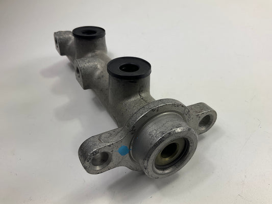 Wearever 10-2567 Brake Master Cylinder - REMAN