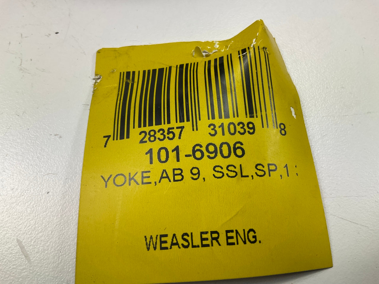 Weasler 101-6906 9 Series Tractor Safety Slide Lock Yoke, 1-3/8'' X 6 Spline
