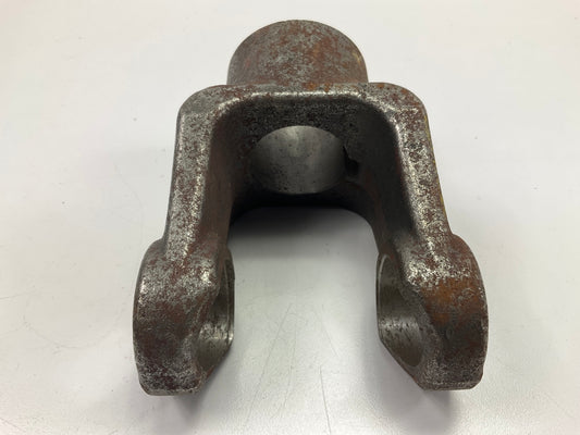 Weasler 800-3523 35 Series Yoke 1-7/16'' With Round Keyway Bore & Set Screw