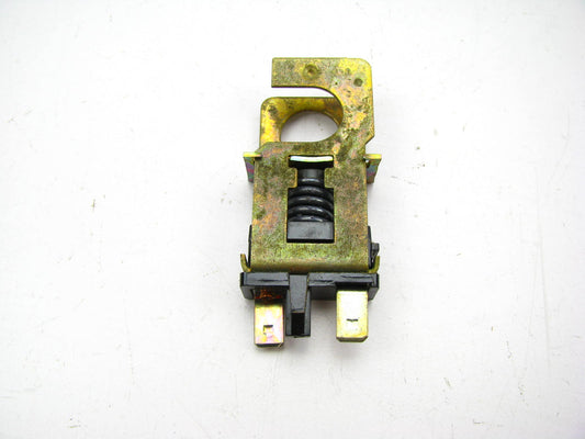 Wells F4818 Brake Light Stop Lamps Switch ( WITHOUT Power Brakes )
