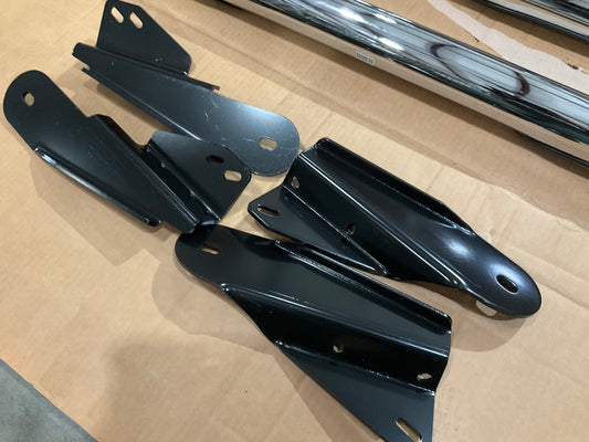 Westin 25-0925 Signature Series 3'' Round Chrome Step Nerf Bars 97-14 Expedition