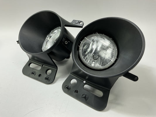 Winjet CFWJ-0472-C Clear Fog Light Lamp Kit For 2005-2008 Ford F-150