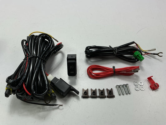 Winjet WJ30-0454-09 Fog Light Lamp Set W/ Wiring (Clear) For 16-19 Nissan Versa