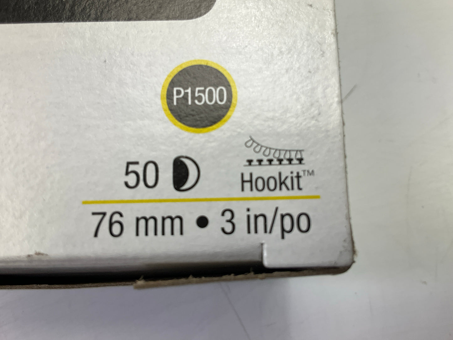 3M 00907 Hookit 3'' P1500 Auto Sanding Finishing Film Disc 1500 Grit (50/Box)