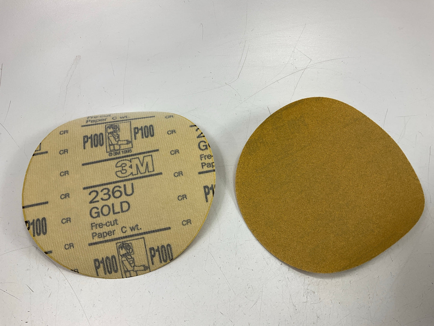 3M 00982 Gold Abrasive Hookit Sanding Disc 6'' P100 Grade - Box Of 100