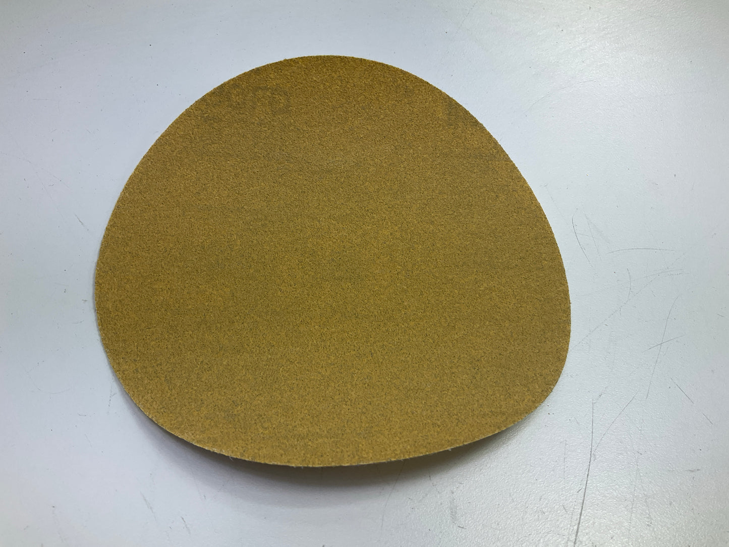 3M 00982 Gold Abrasive Hookit Sanding Disc 6'' P100 Grade - 70 Discs Total