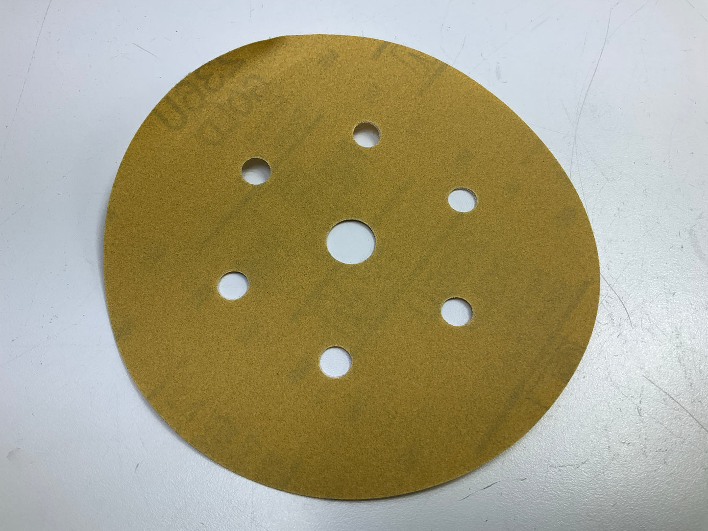 3M 01079 Dust Free Sanding Discs 6'', P180 180 Grit, Hookit, 100 Discs / Box