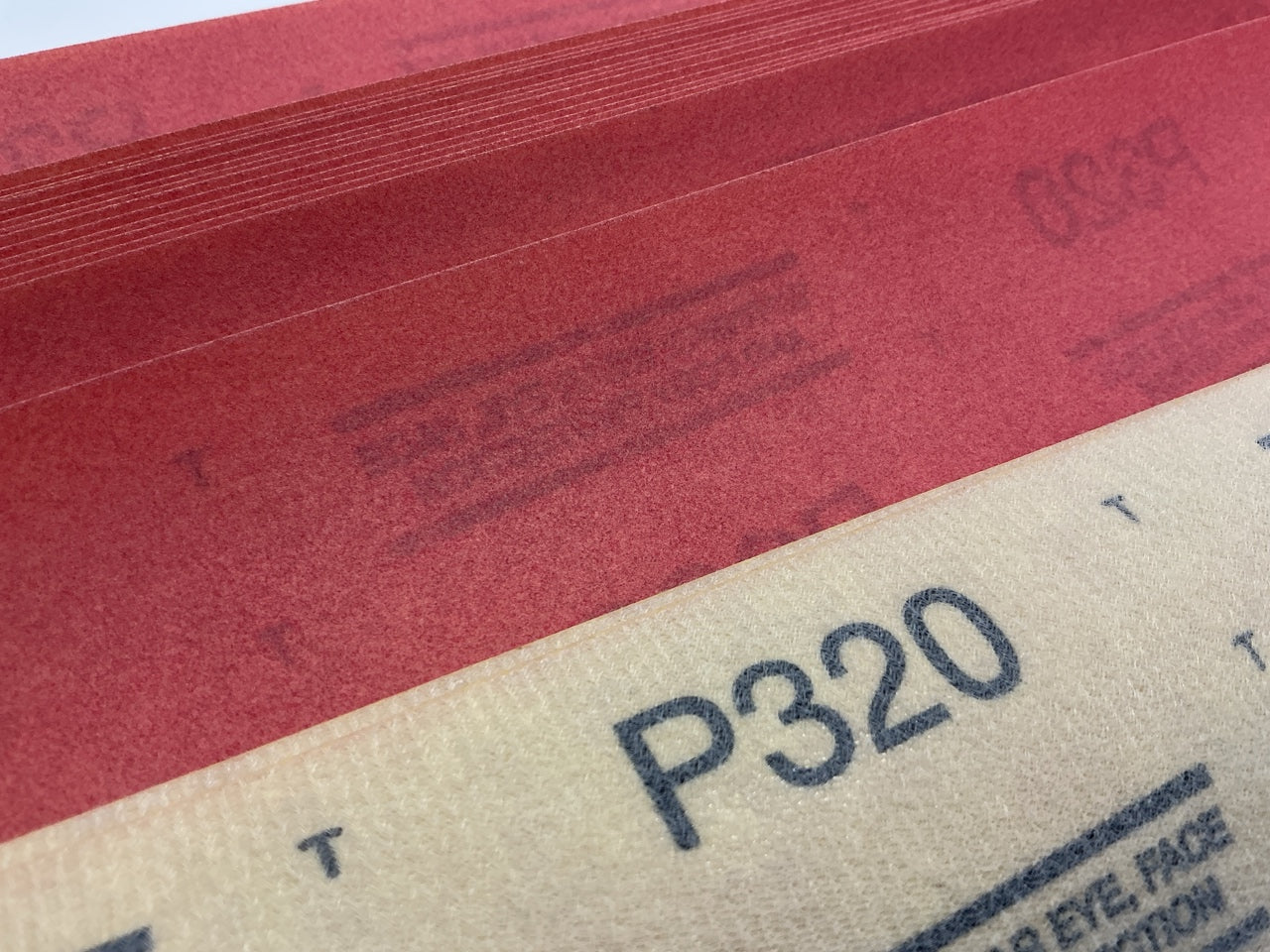 3M 01177 Hookit Red Abrasive Sanding Sheet 320+ Grade, 2-3/4''x16-1/2'', 25 Pcs