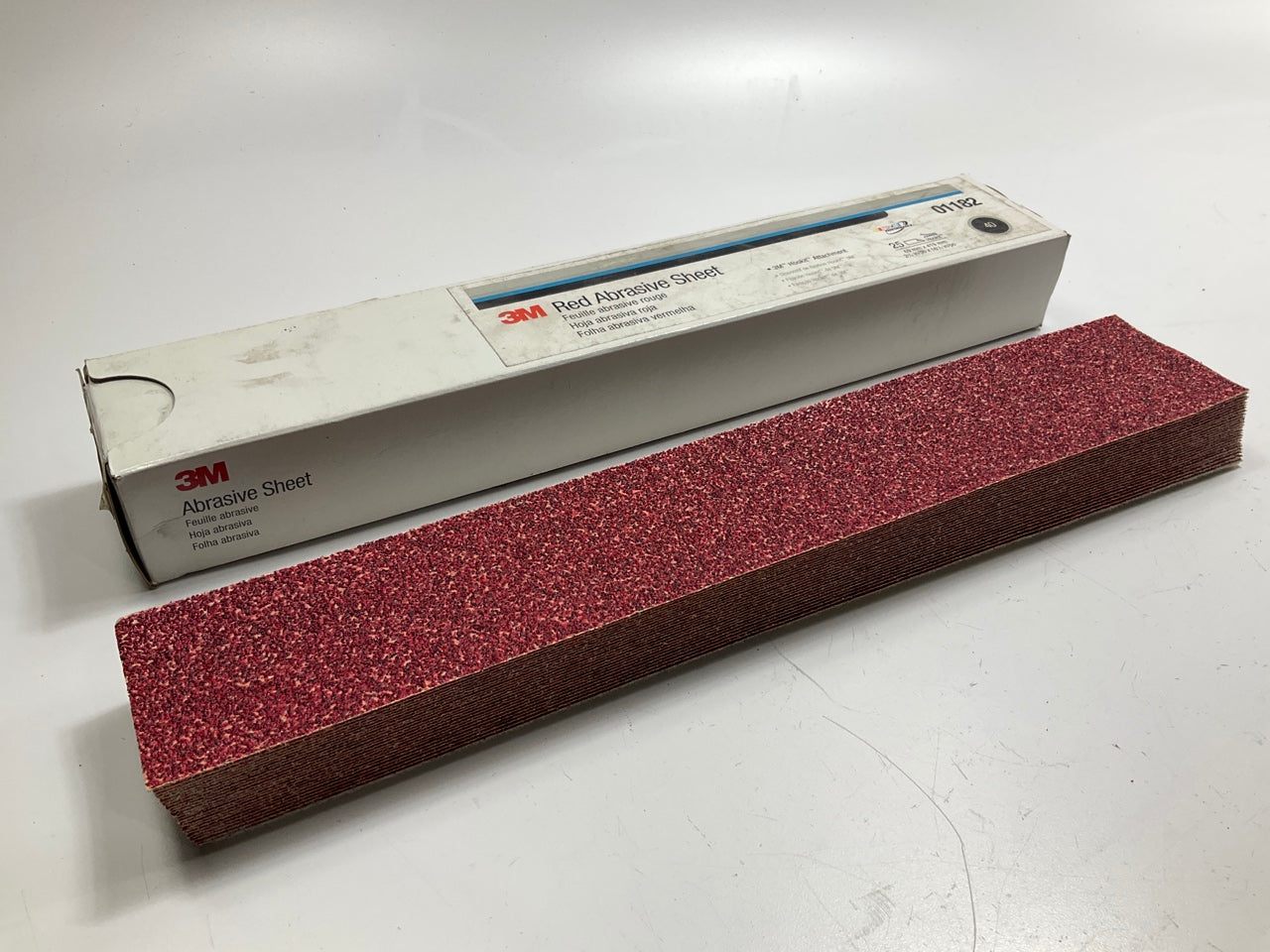 3M 01182 Red Abrasive Hookit 40 Grit 2.75'' X 16.5'' Sanding File Sheet - 25 Pack