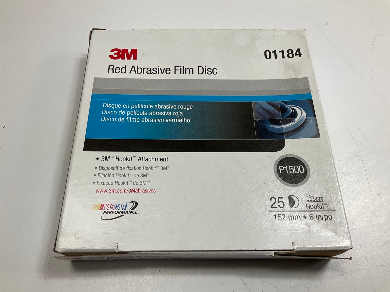 3M 01184 260L Series 6'' Abrasive Sanding Discs, 1500 Grit, 25 Discs / Box