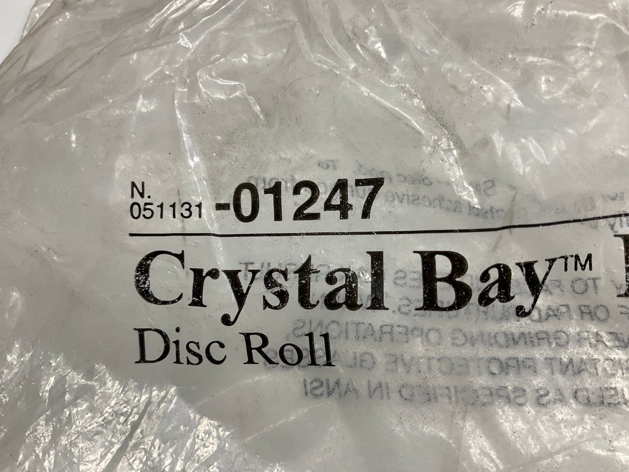 3M 01247 Crystal Bay Sanding Discs, 6'' Diameter, 100 P100 Grit, Roll Of 100 Disc