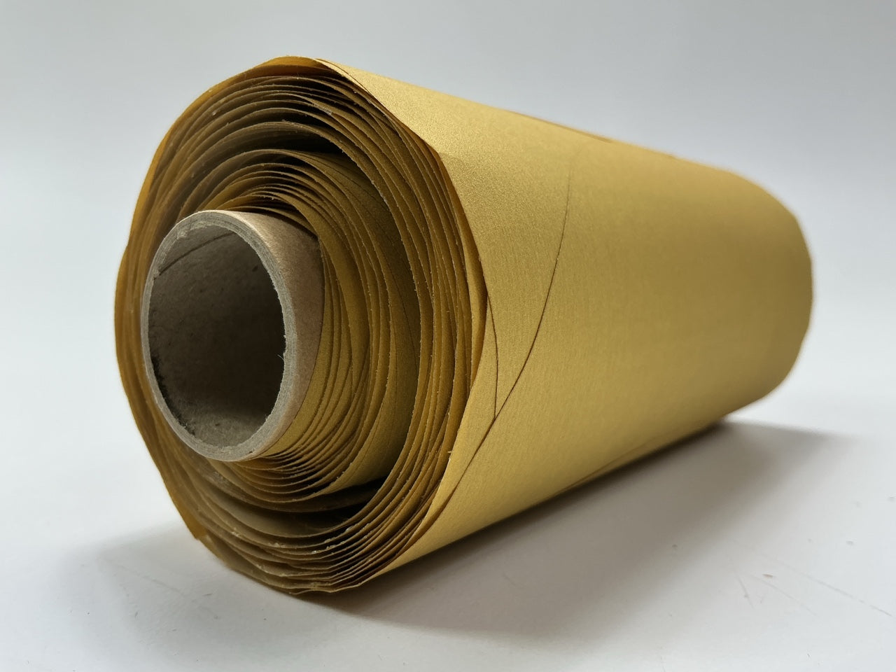 3M 01352 Stikit Gold 6'' P500 500 Grit Film Sanding Disc Roll, 125 Discs Total