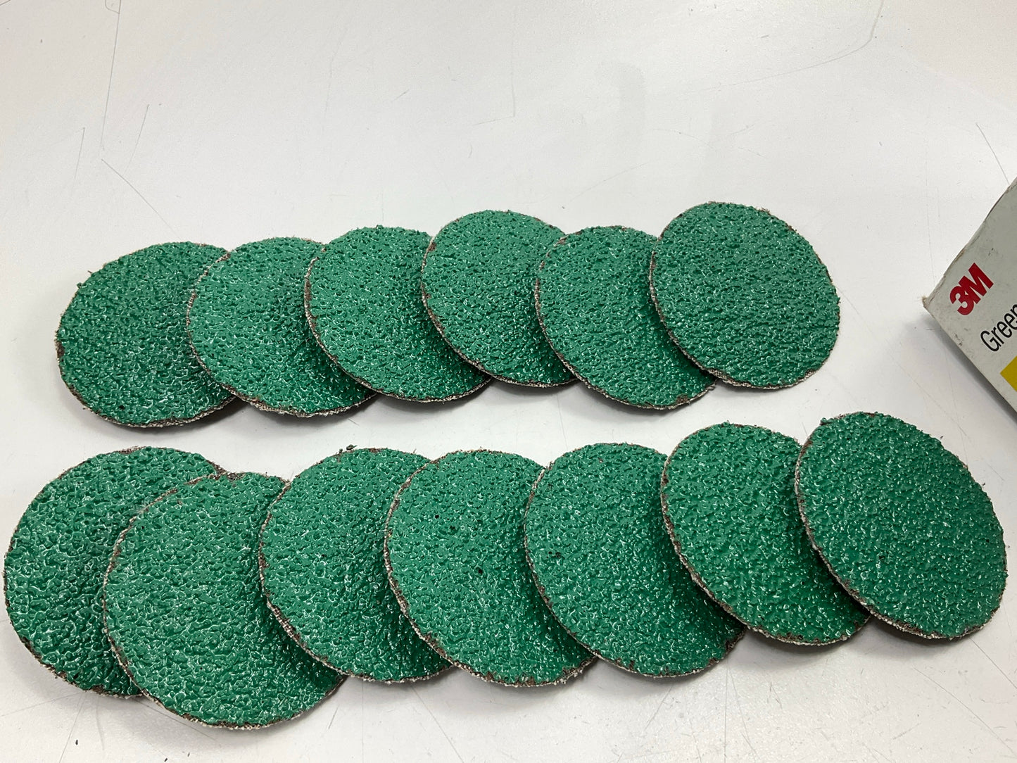 Pack Of 13 Discs - 3M 01398 Green Corps Roloc 2'' Disc, 24 Grit