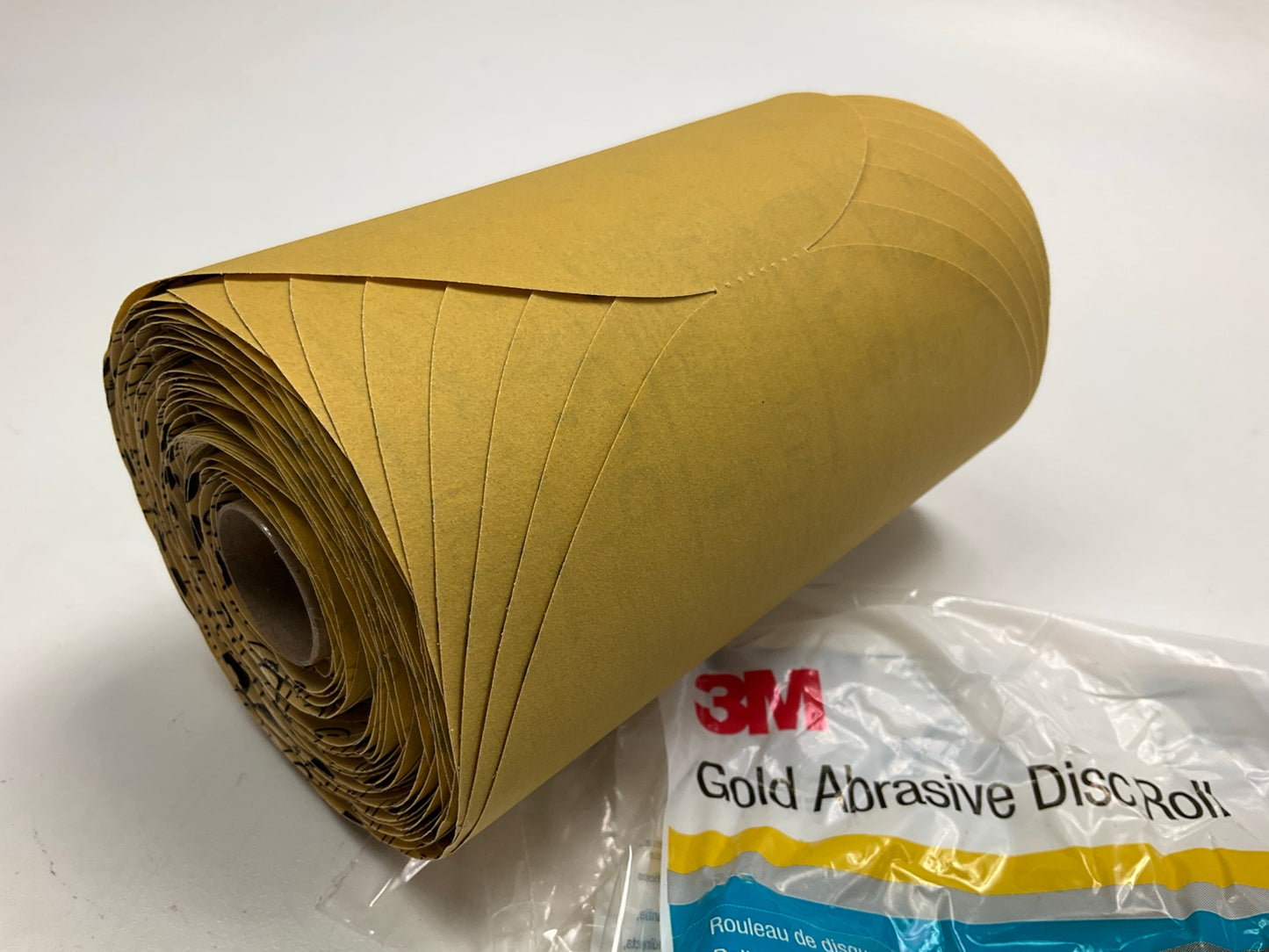 3M 01435 Automotive 6'' Stikit Gold Disc Roll  P320 Grit - 175 Discs Per Roll