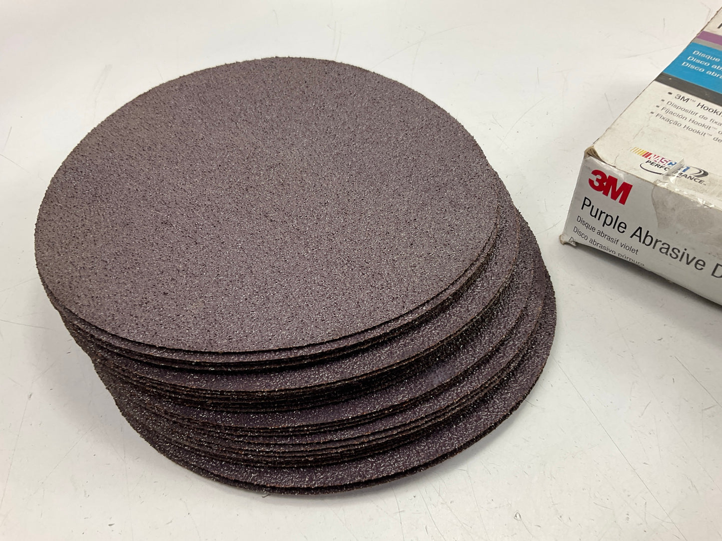 3M 01744 8'' Purple Abrasive Sanding Disc, 40E, Hook It Style, 40 Grit, 25 Discs