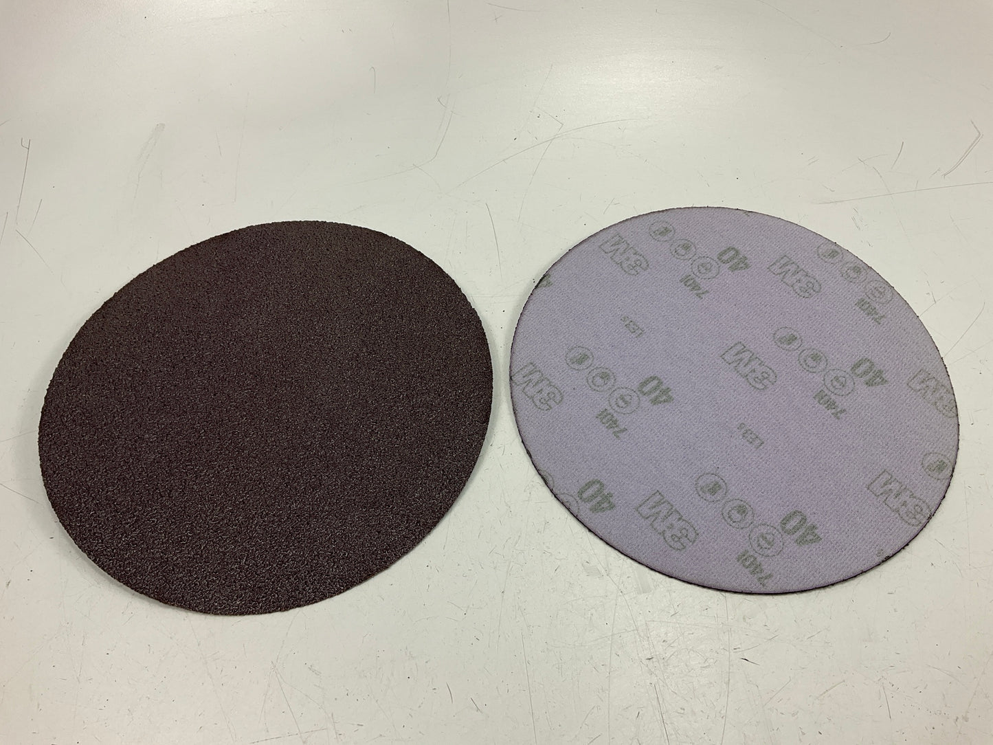 3M 01744 8'' Purple Abrasive Sanding Disc, 40E, Hook It Style, 40 Grit, 25 Discs