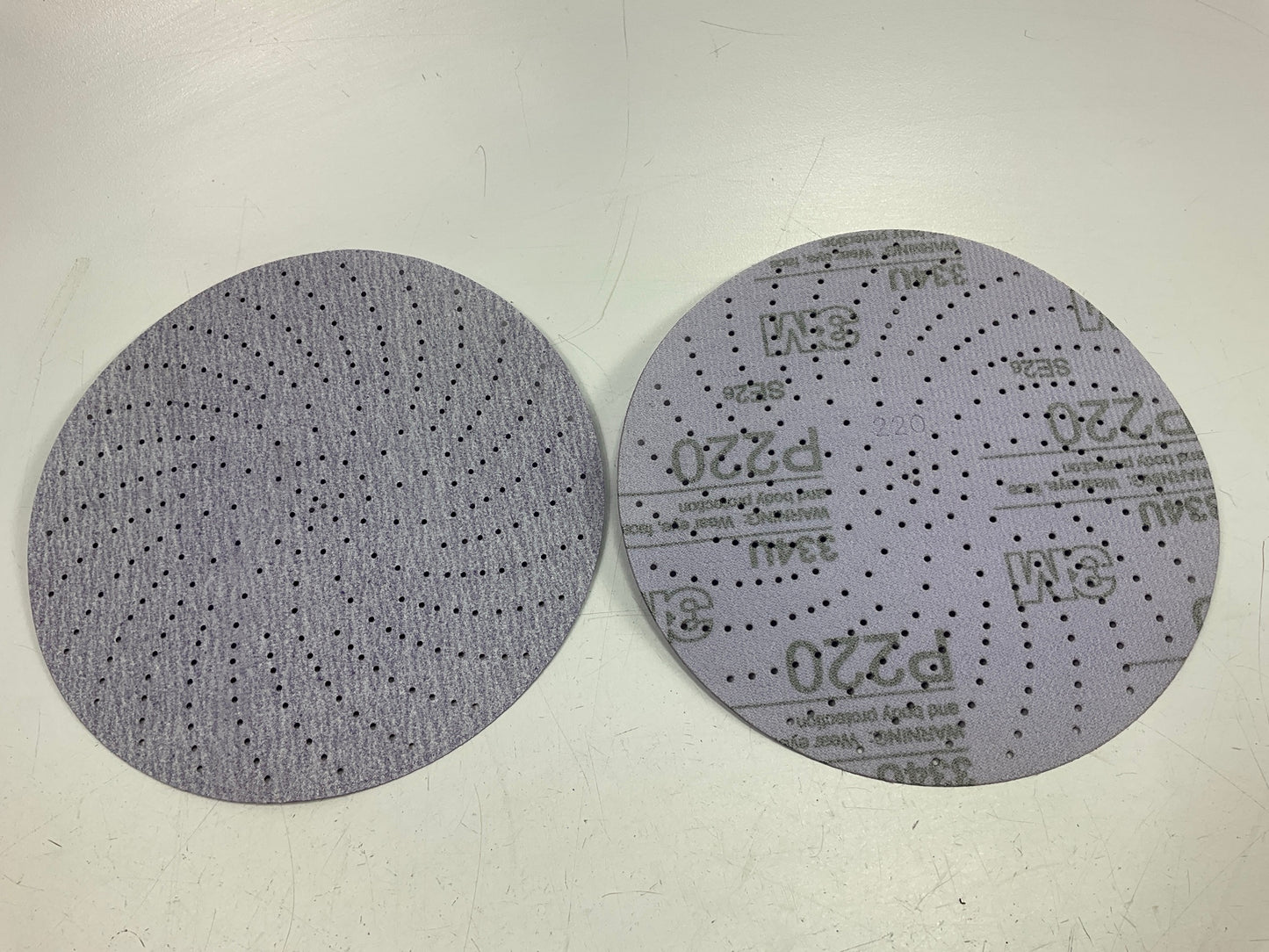 3M 01815 Purple Clean Sanding Disc Hookit P220 220 Grit 6'' Disc, 50 Discs / Box