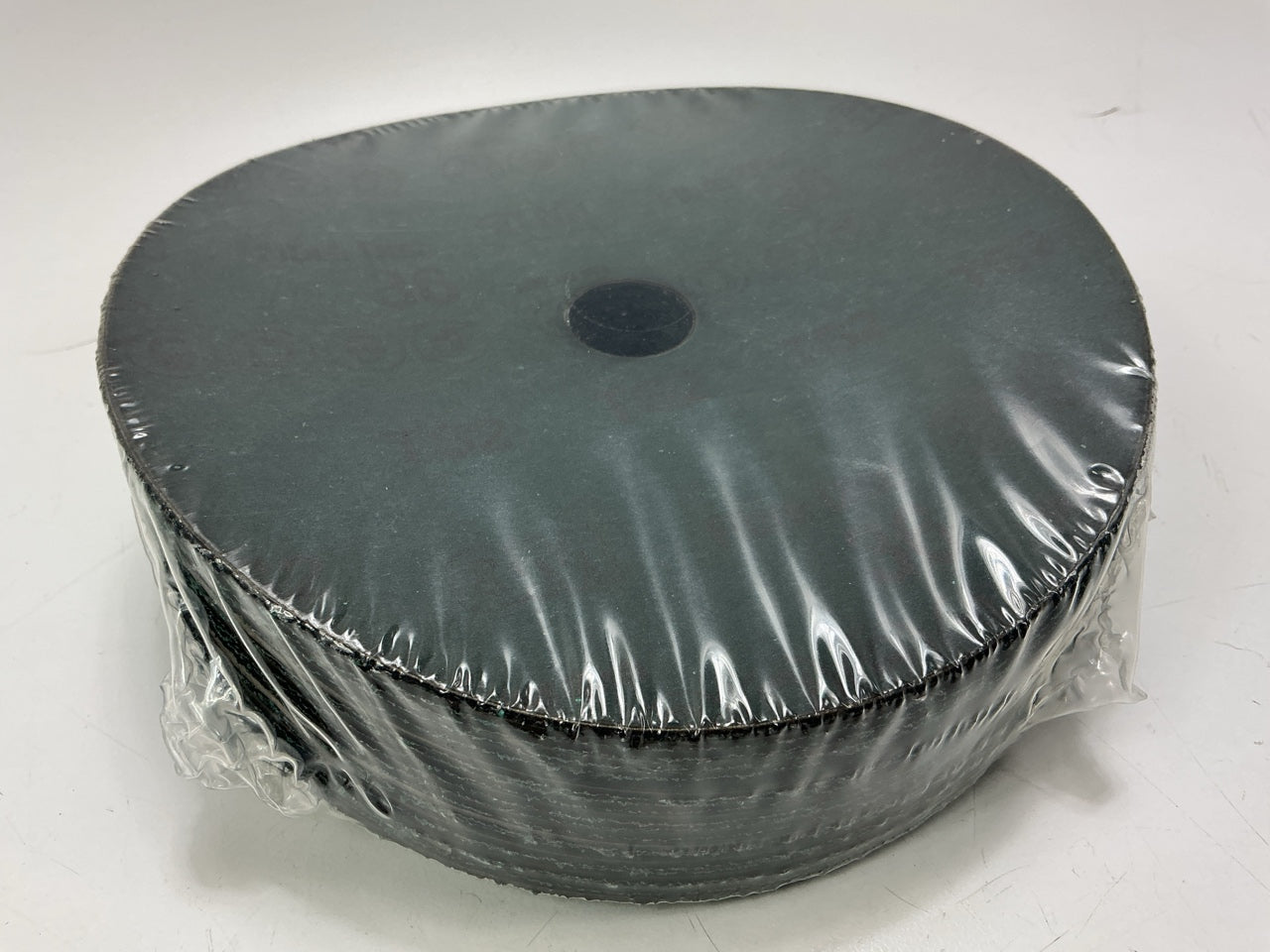 3M 01922 36 Grit 7'' X 7/8'' Coated Abrasive Grinding Discs, Fibre, 20 Discs Total