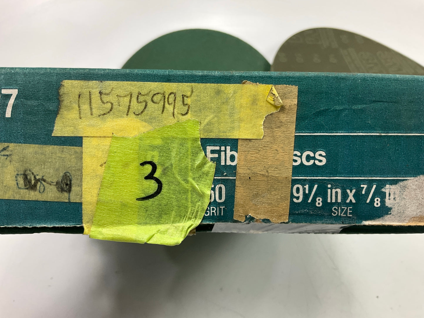 3M 01927 50 Grit Green Corps Fibre Disks - 3 Discs Total, As Shown