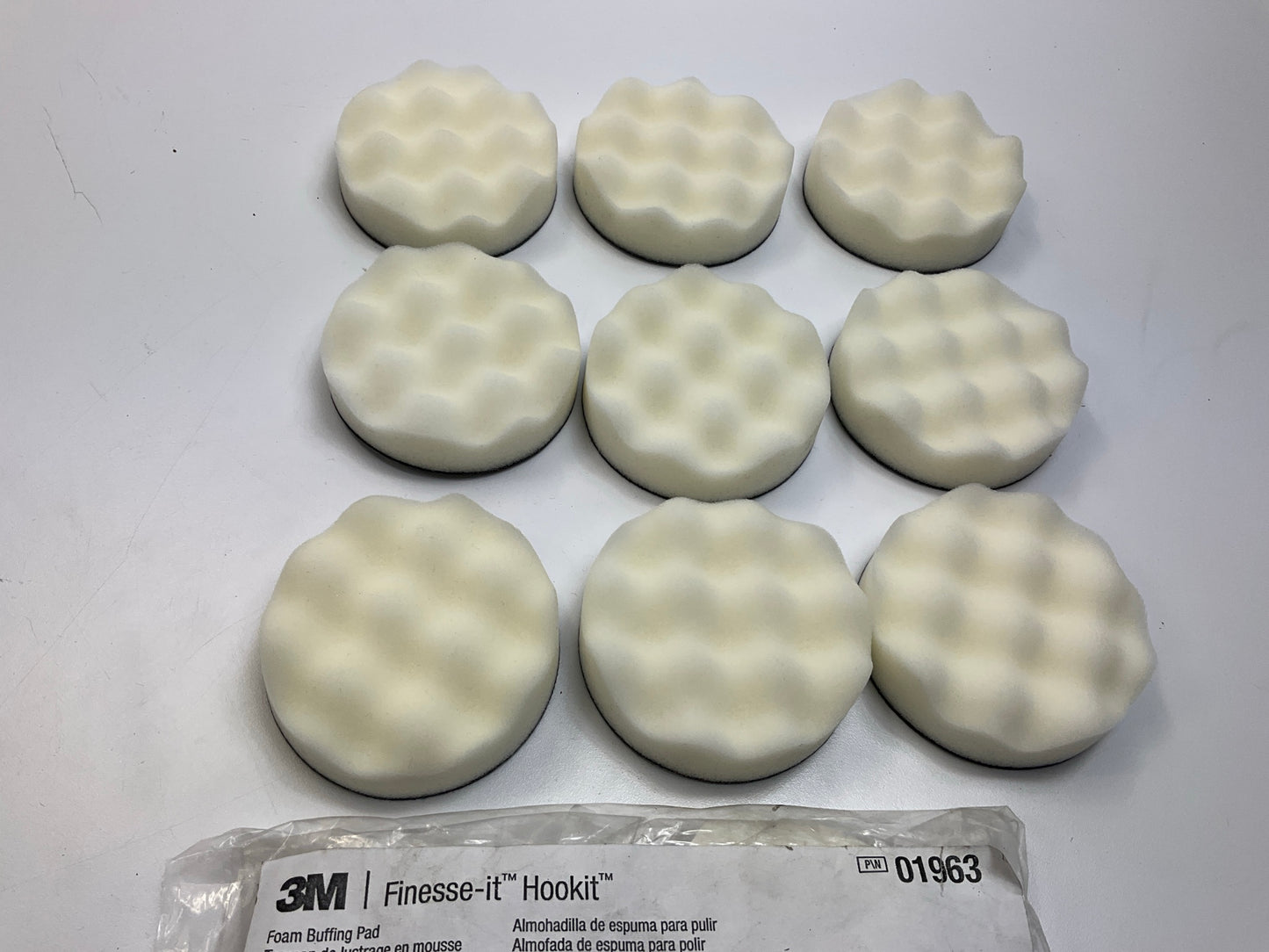 3M 01963 3'' Finesse-it Buffing Pad 3 In White Foam - 9 Pack