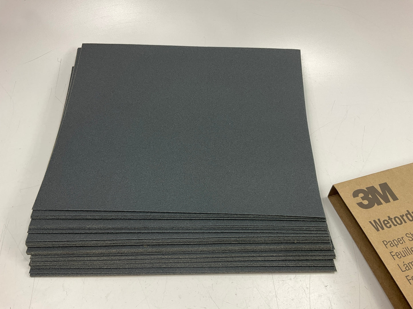 3M 02014 Wetordry Sandpaper Sheets 9'' X 11'' Sanding Sheets, 180 Grit, Pack Of 50