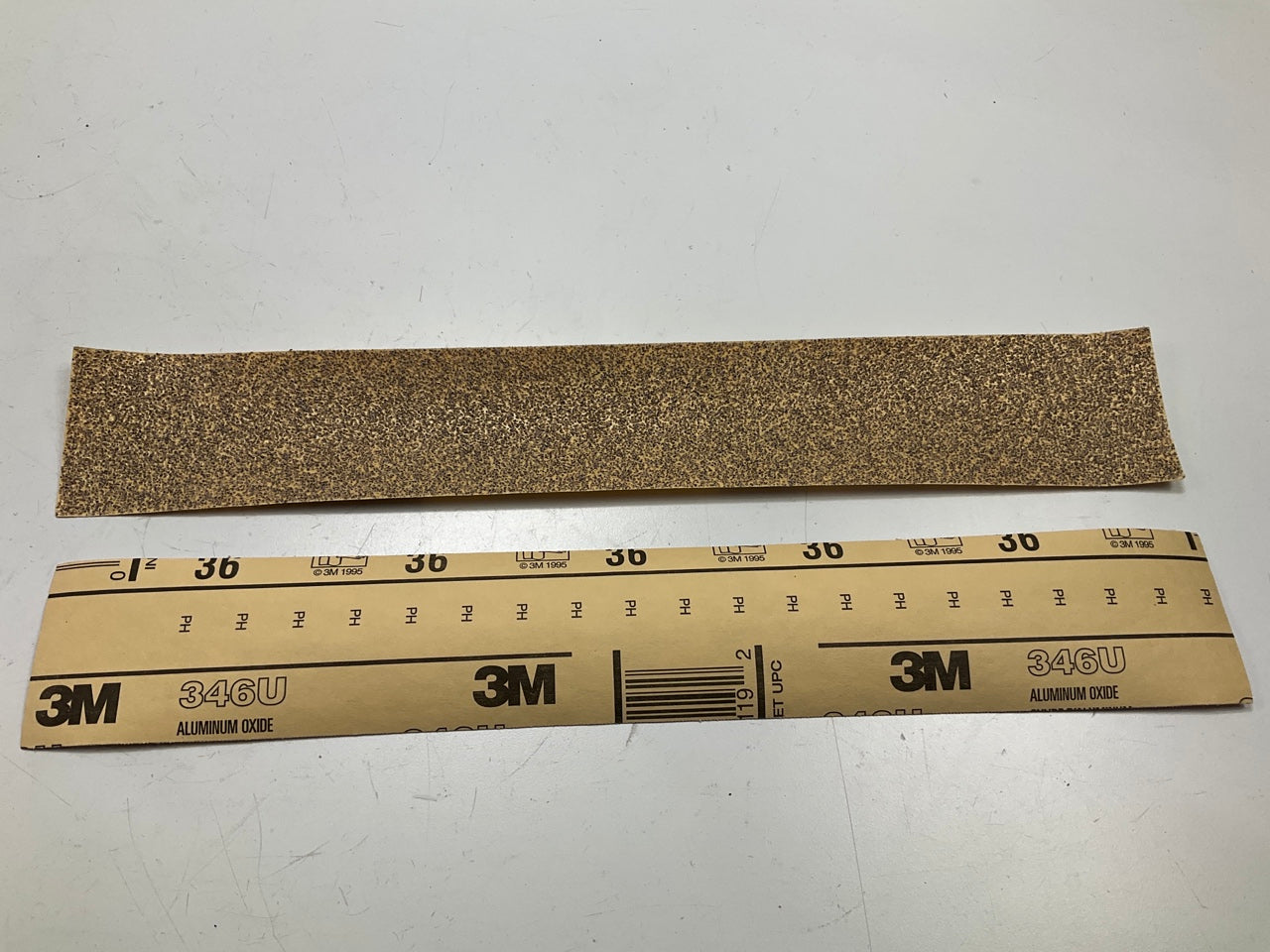 3M 02139 36D 36 Grit Sandpaper Sheets 346U 2-3/4''x17-1/2'', Pack Of (100 Sheet)