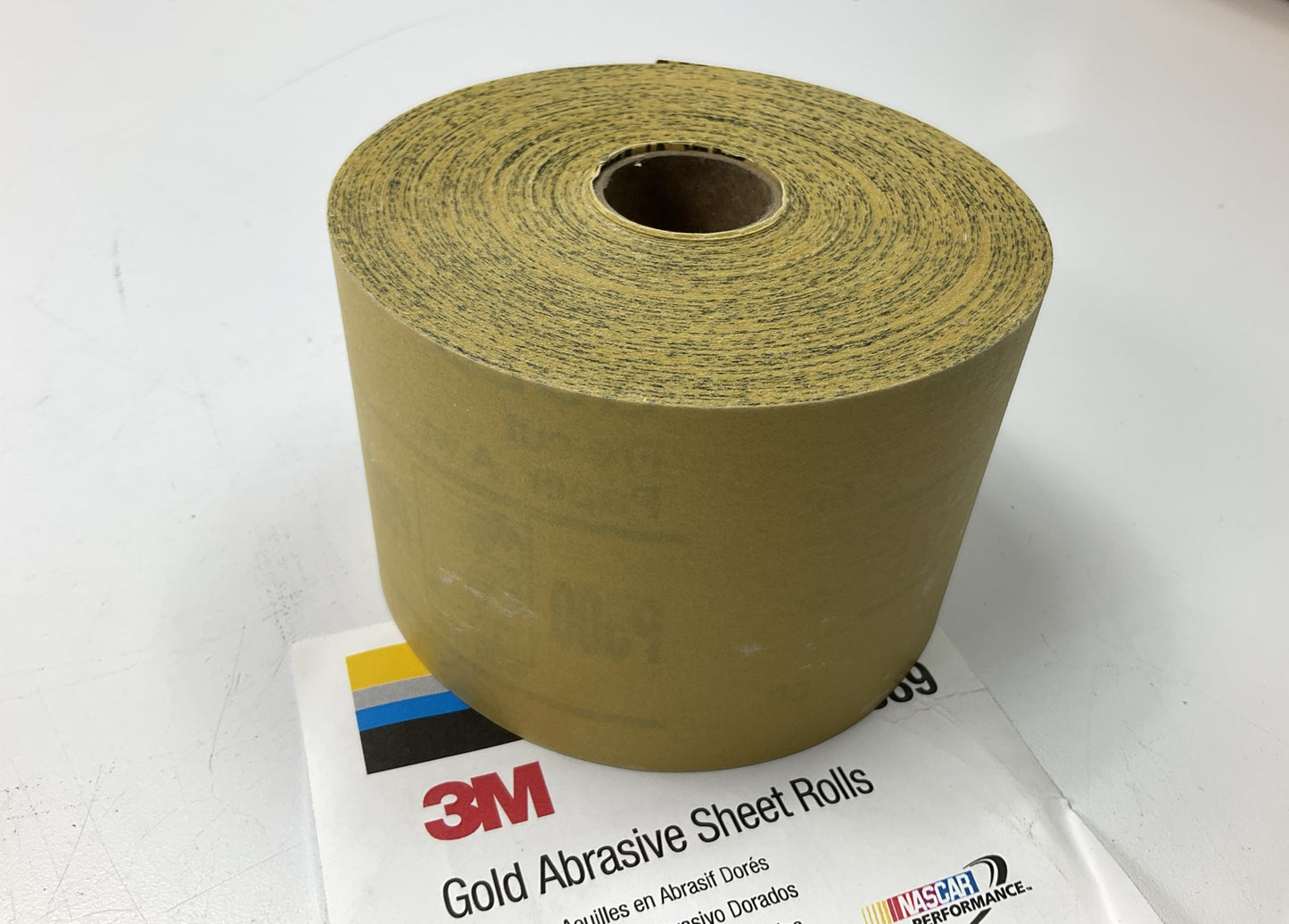 3M 02589 Stikit Gold Abrasive Sanding Sheet Roll P500A Grade 2.75'' X 45 Yard