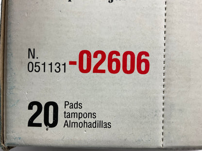 3M 02606 Sanding Sponge SoftBack 4-1/2 In X 5-1/2 In Medium Grade (20/Box)