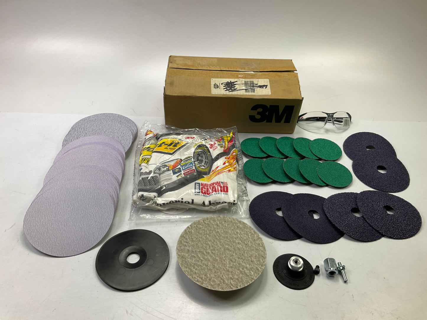 COMPLETE 3M 02609 Sanding Disc Starter Kit W Pad 24 36 50 Grit, 3'' & 5'' Diameter