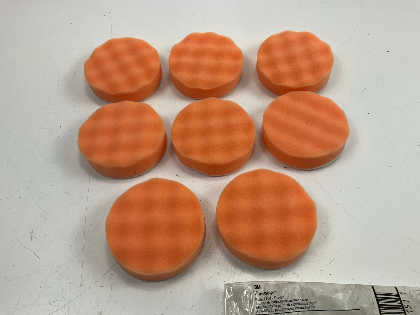 3M 02648 Finesse-it Orange Buffing Pad - 3-1/4 '' - Hook-and-Loop - QTY 8 Pads