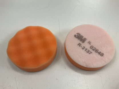 3M 02648 Finesse-it Orange Buffing Pad - 3-1/4 '' - Hook-and-Loop - QTY 8 Pads