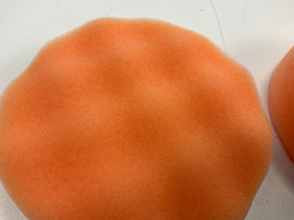 3M 02648 Finesse-it Orange Buffing Pad - 3-1/4 '' - Hook-and-Loop - QTY 8 Pads