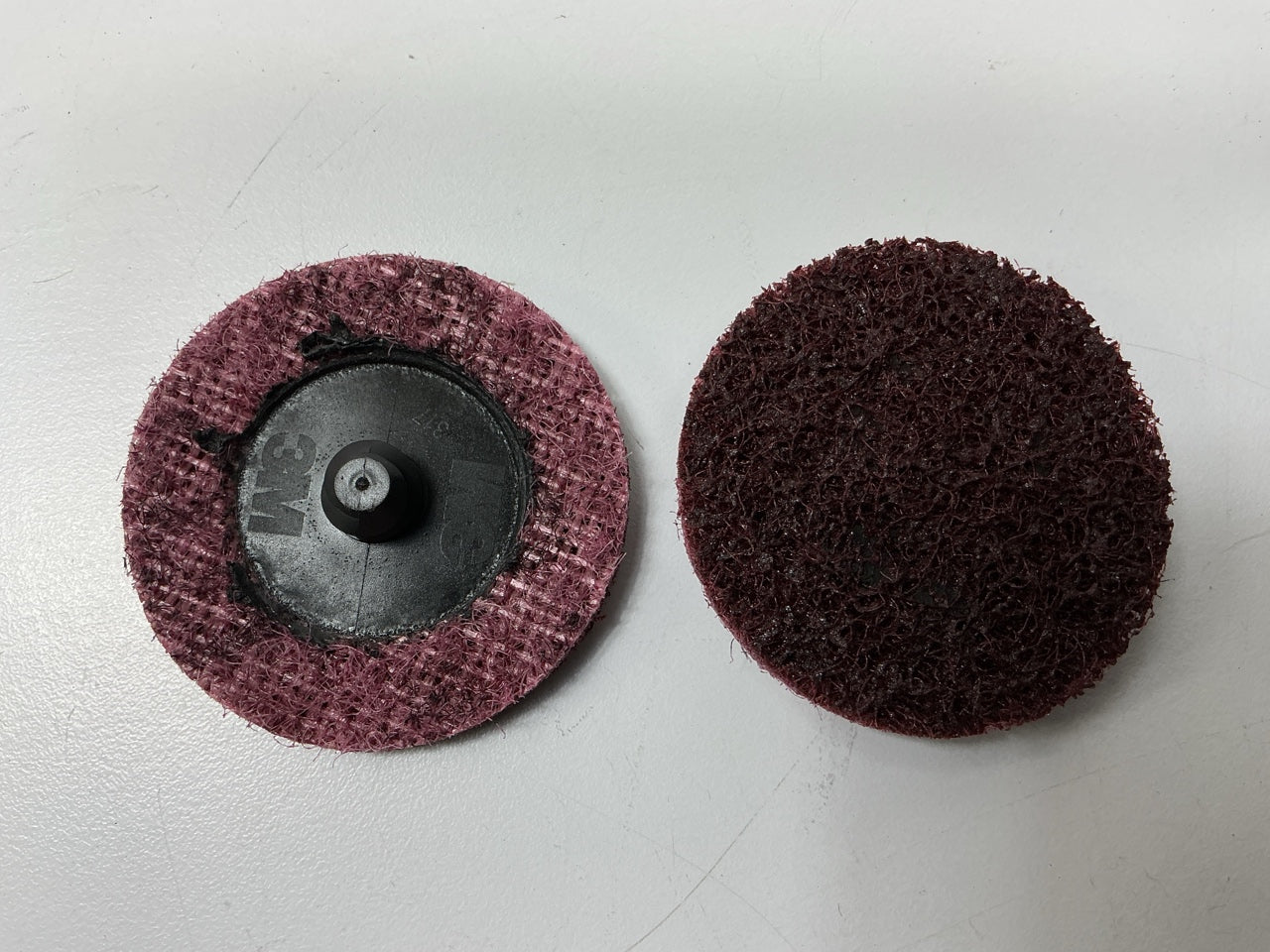 3M 03156 Surface Conditioning Discs, 2, Medium Grit, 10 Discs Per Pack