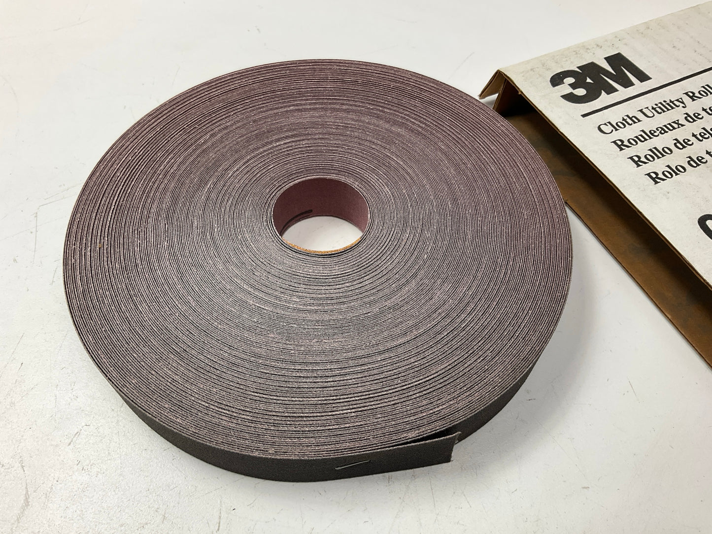 3M 05009 211K Utility Abrasive Cloth Roll 1'' X 50 Yard 100 Grade Aluminum Oxide