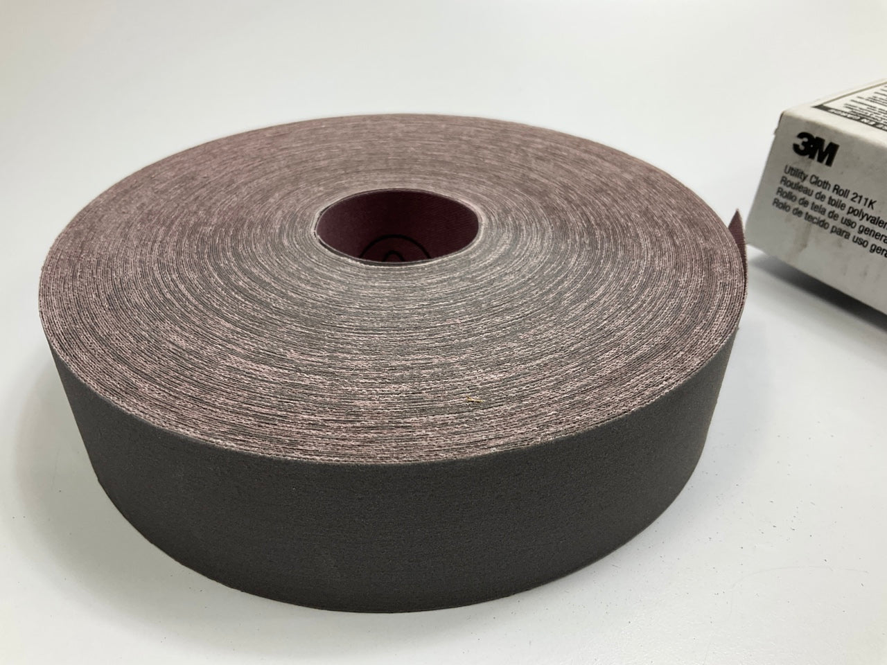 3M 05022 Emery Utility Cloth Sanding Roll 1-1/2'' X50 Yard, 320 Grit