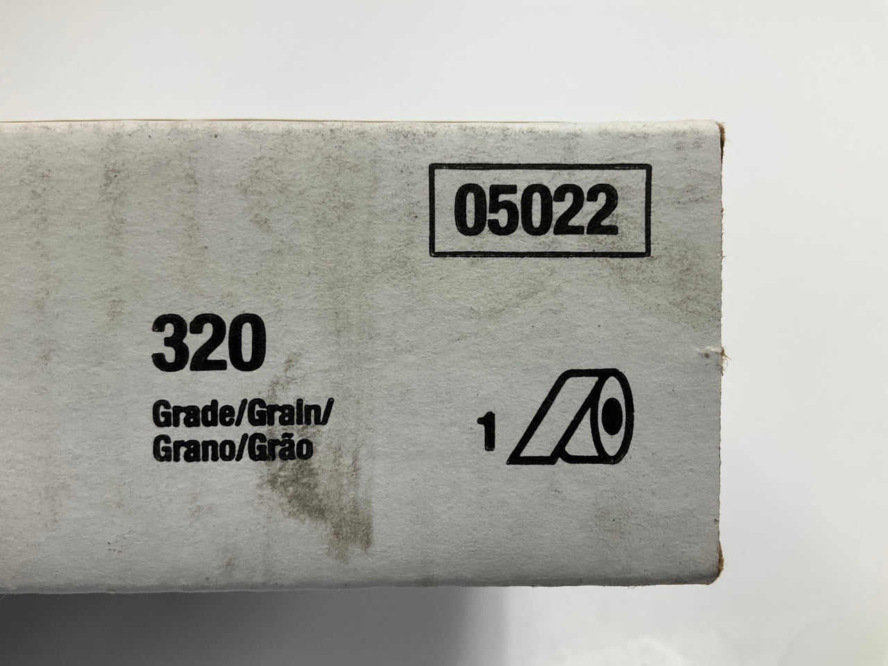 3M 05022 Emery Utility Cloth Sanding Roll 1-1/2'' X50 Yard, 320 Grit