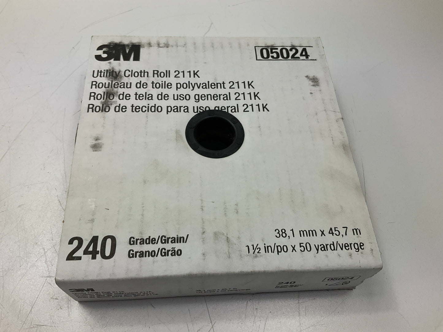 3M 05024 Utility Cloth Abrasive Roll 211K 240 Grit, J-weight, 1-1/2'' X 50 Yard