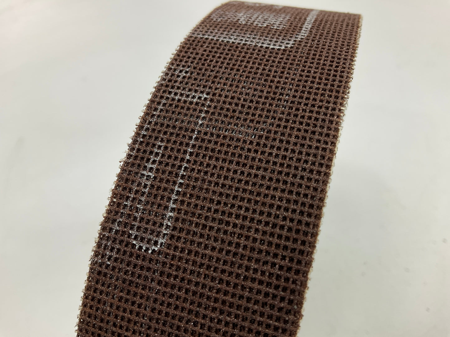3M 05072 Wetordry 281W Sanding Cloth Roll - 1-1/2'' X 25 Yard, 120 Grade