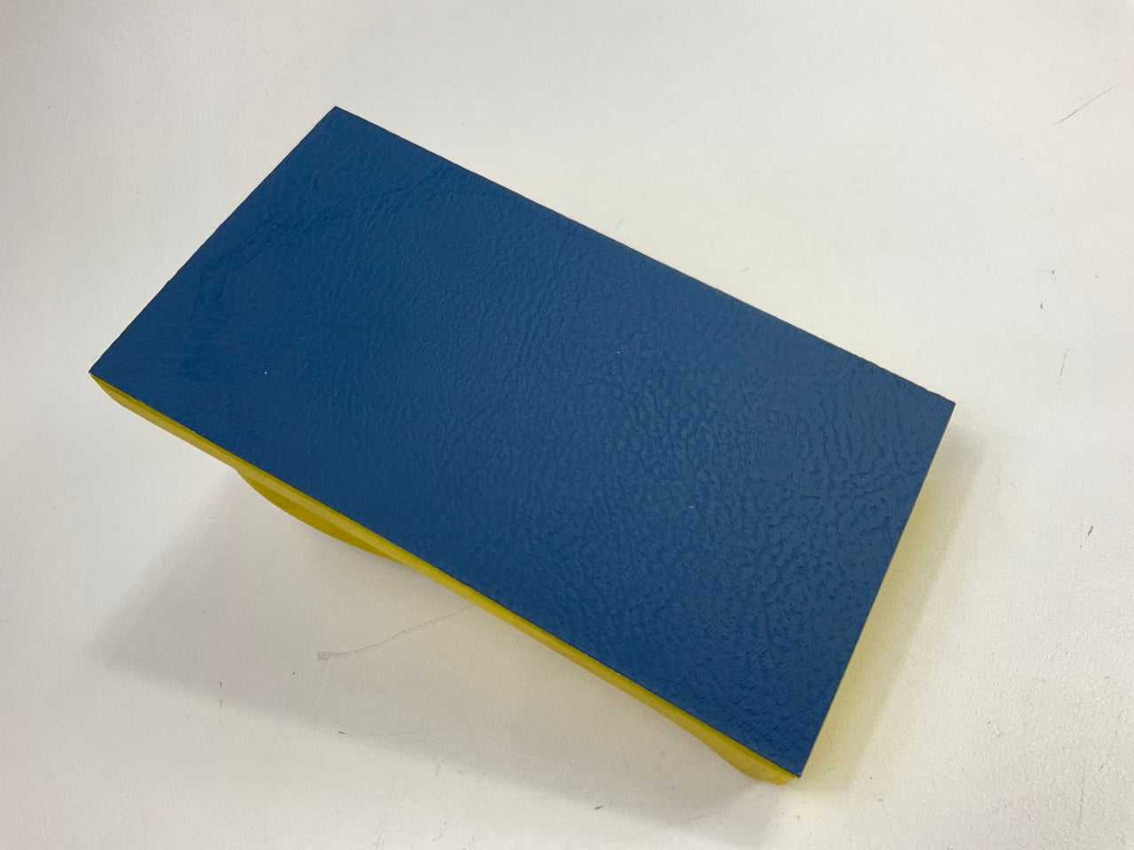 3M 05442 2-3/4'' X 5'' Stikit Soft Hand Sanding Block - Vinyl Face For PSA