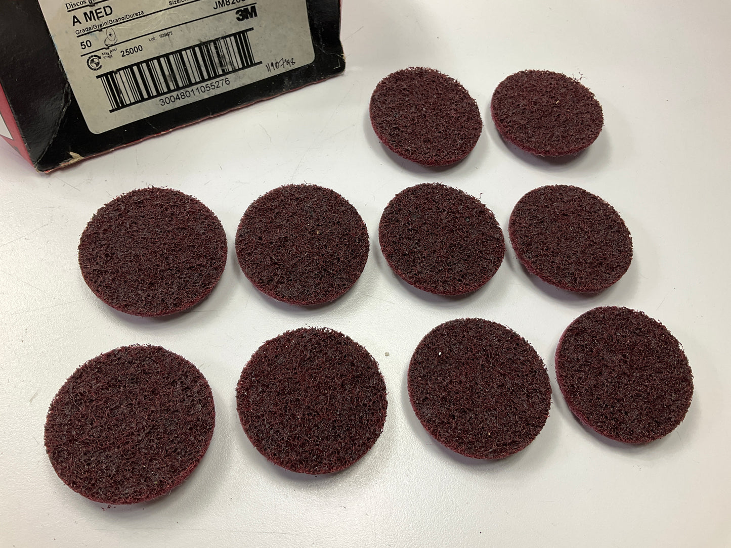 10 Discs - 3M 05527 Scotch-Brite Roloc Surface Prep Disc 2'' Diameter TR MED Grit