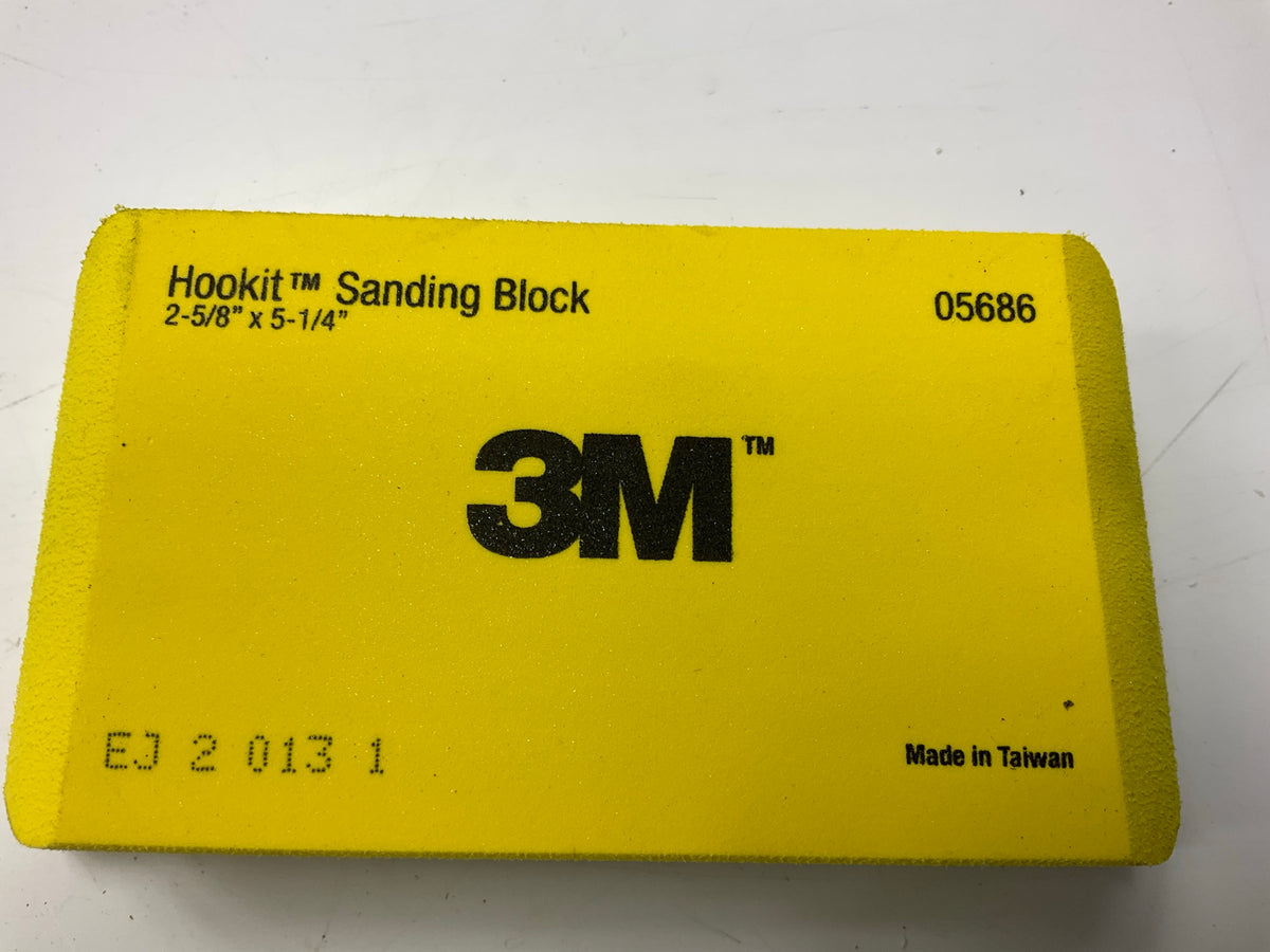 3M 05686 2-5/8'' X 5-1/4'' Hookit Hand Sanding Block