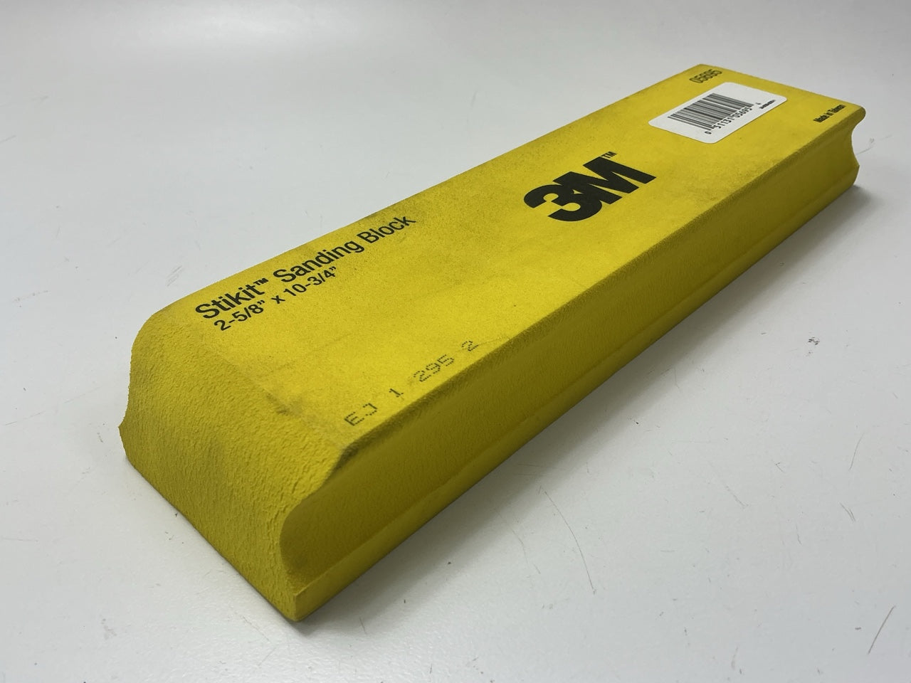 3M 05695 2-5/8'' X 10-3/4'' Yellow Hand Sanding Block, Stikit, 5695