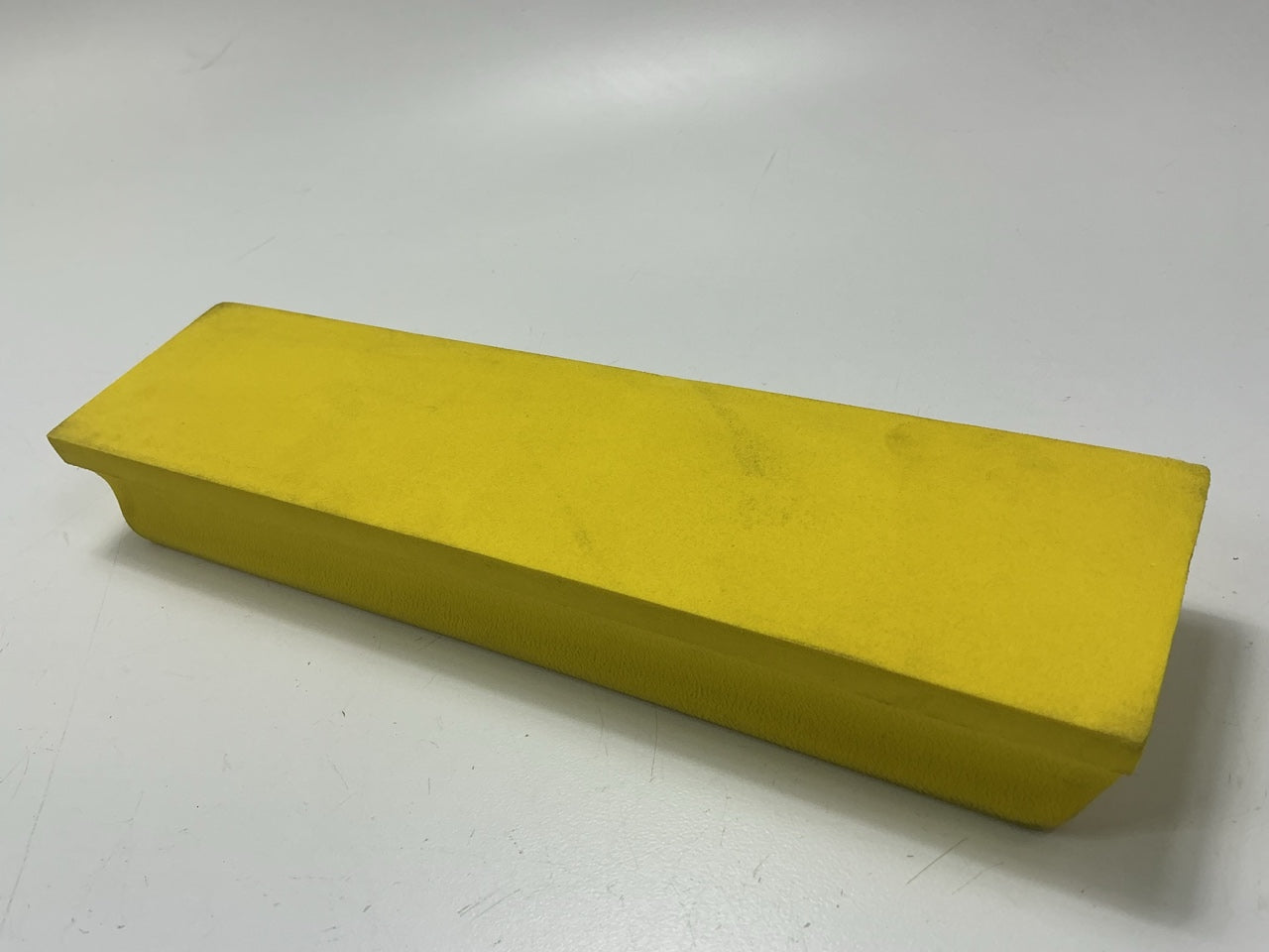 3M 05695 2-5/8'' X 10-3/4'' Yellow Hand Sanding Block, Stikit, 5695